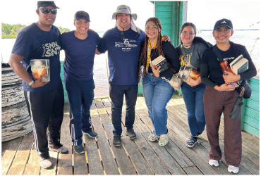 Estudiantes de UNADECA Llevan Esperanza al Amazonas y Chile en Proyectos Misioneros Internacionales